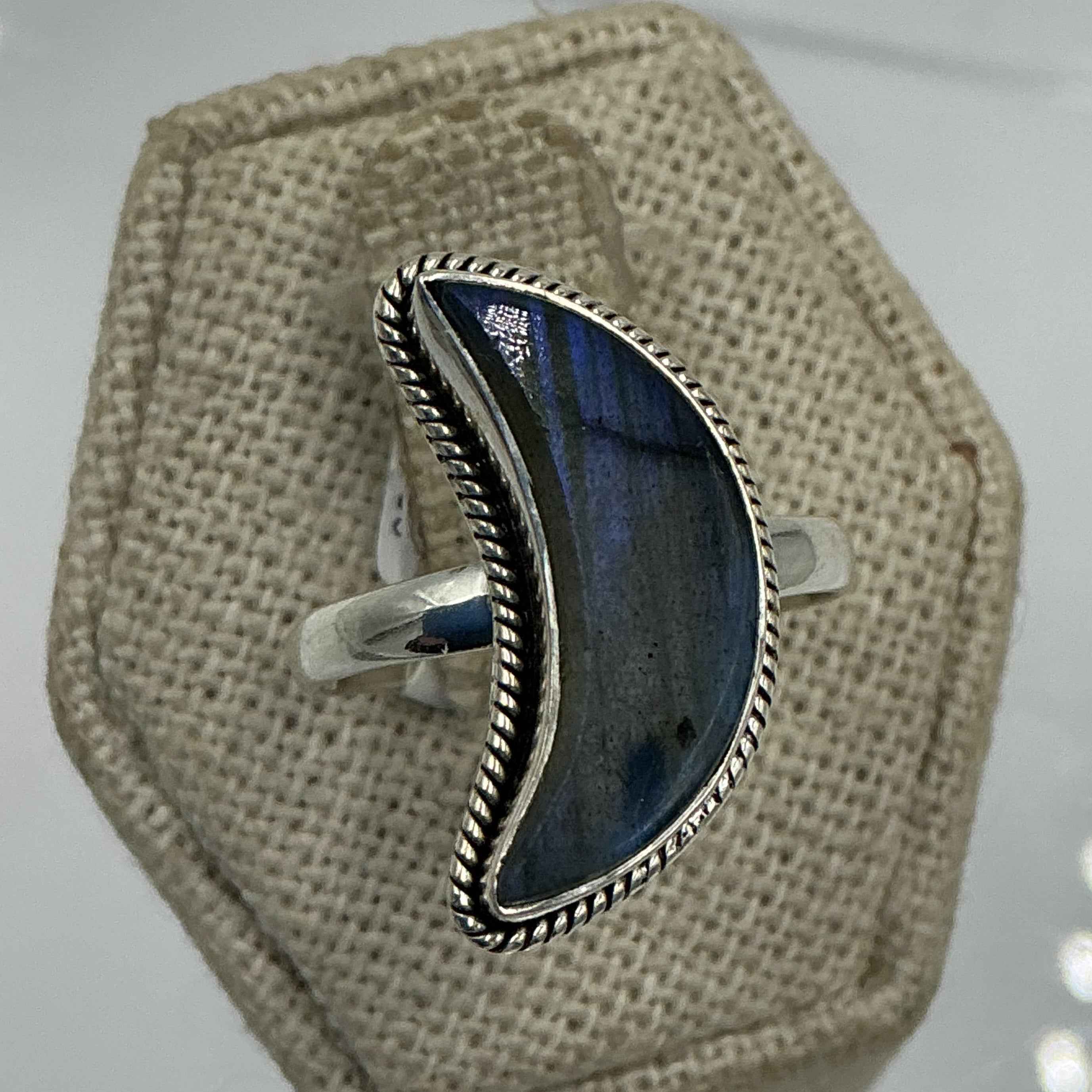 Sterling Silver Labradorite Crescent Moon Ring – Size 9 – Intuition, Protection & Transformation