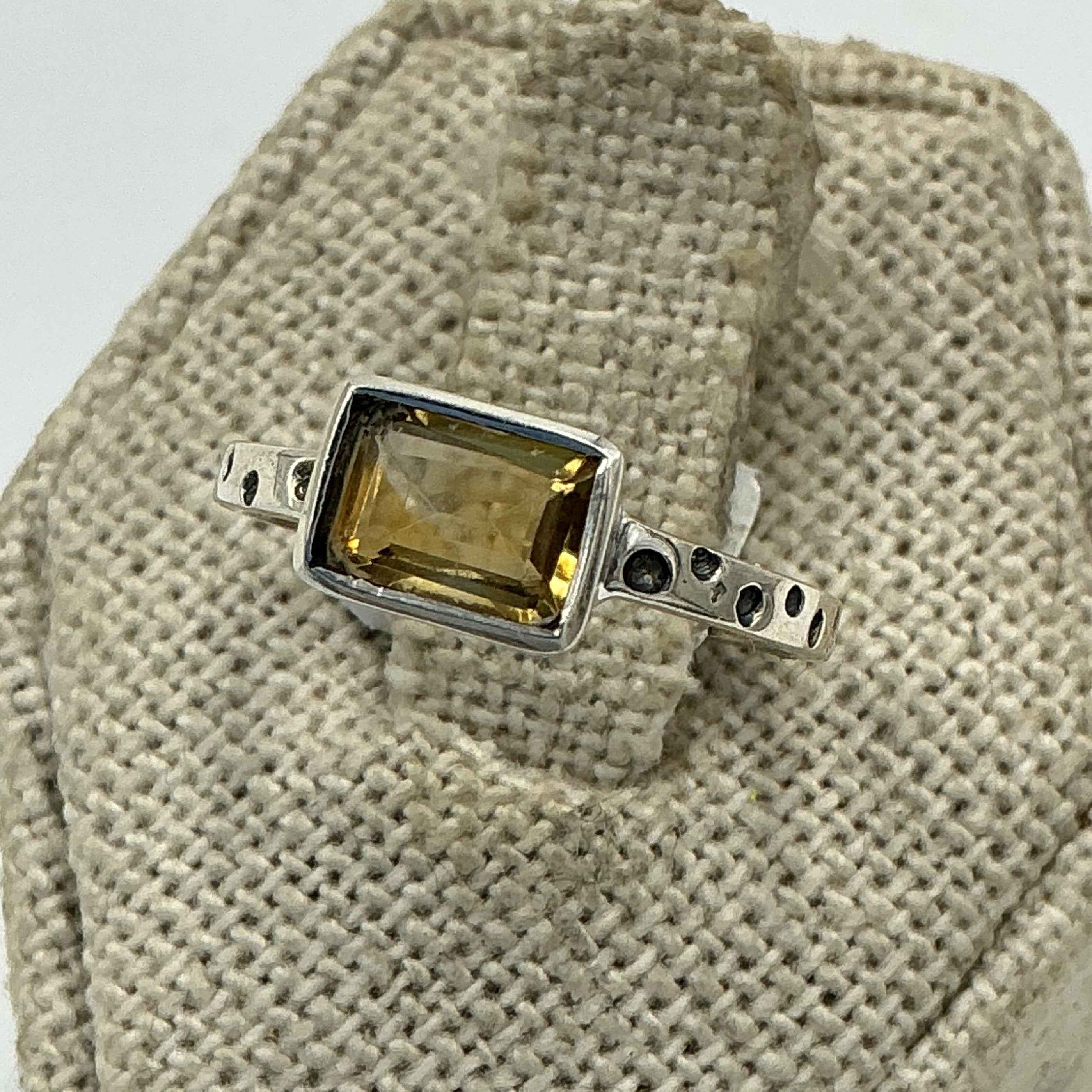 Sterling Silver Emerald Cut Citrine Dotted Band Ring – Size 6 – Abundance, Focus & Confidence