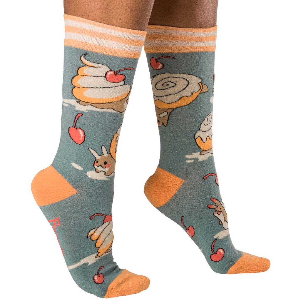 Cinnasnails Crew Socks