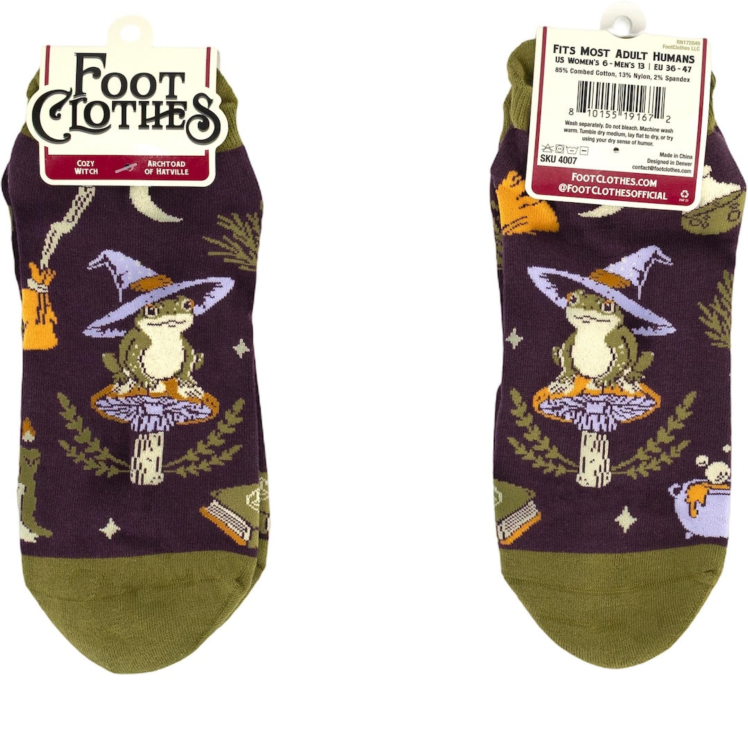 Archtoad of Hatville Ankle Socks