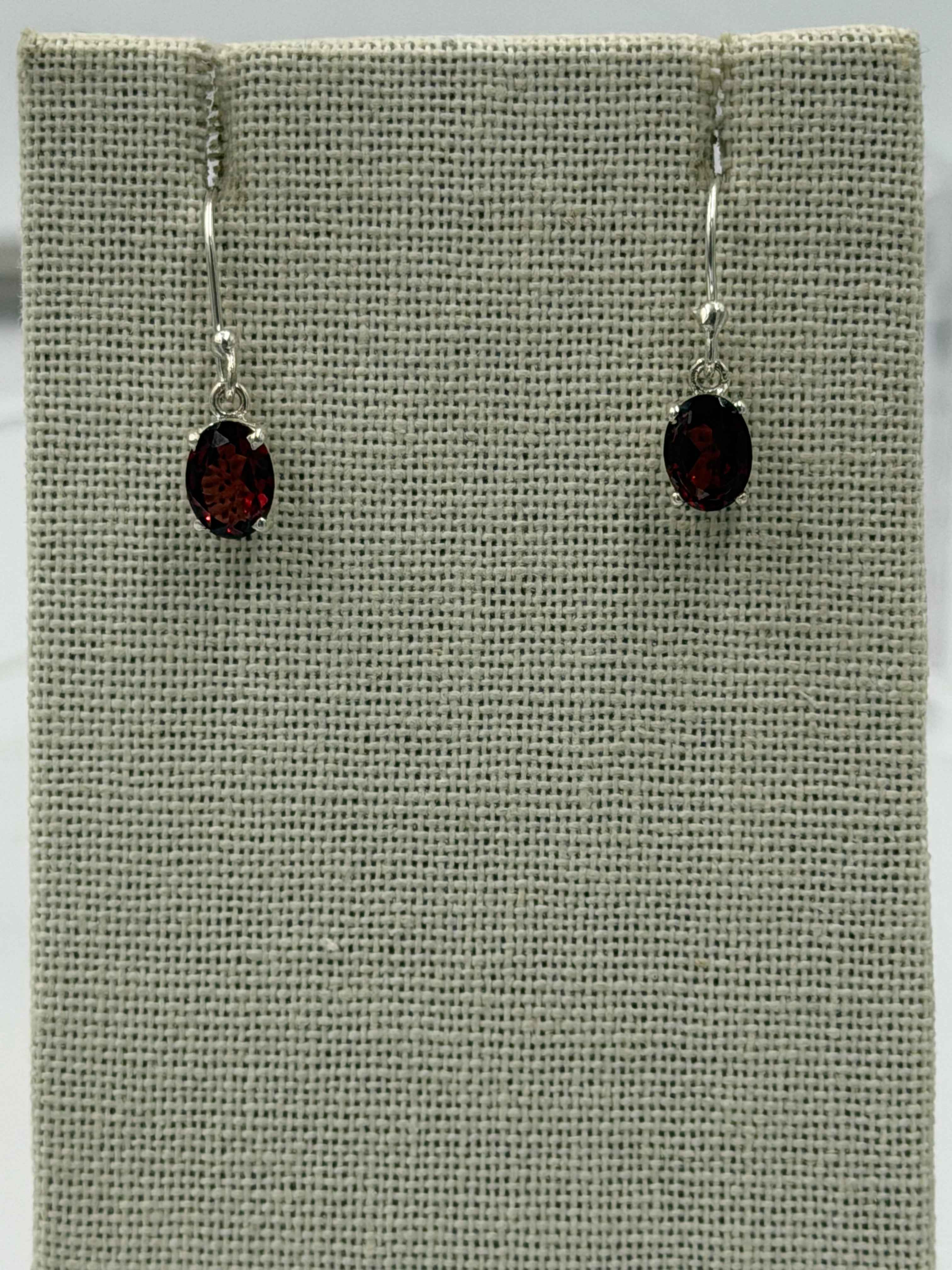 Sterling Silver Oval Garnet Dangle Earrings Size 2