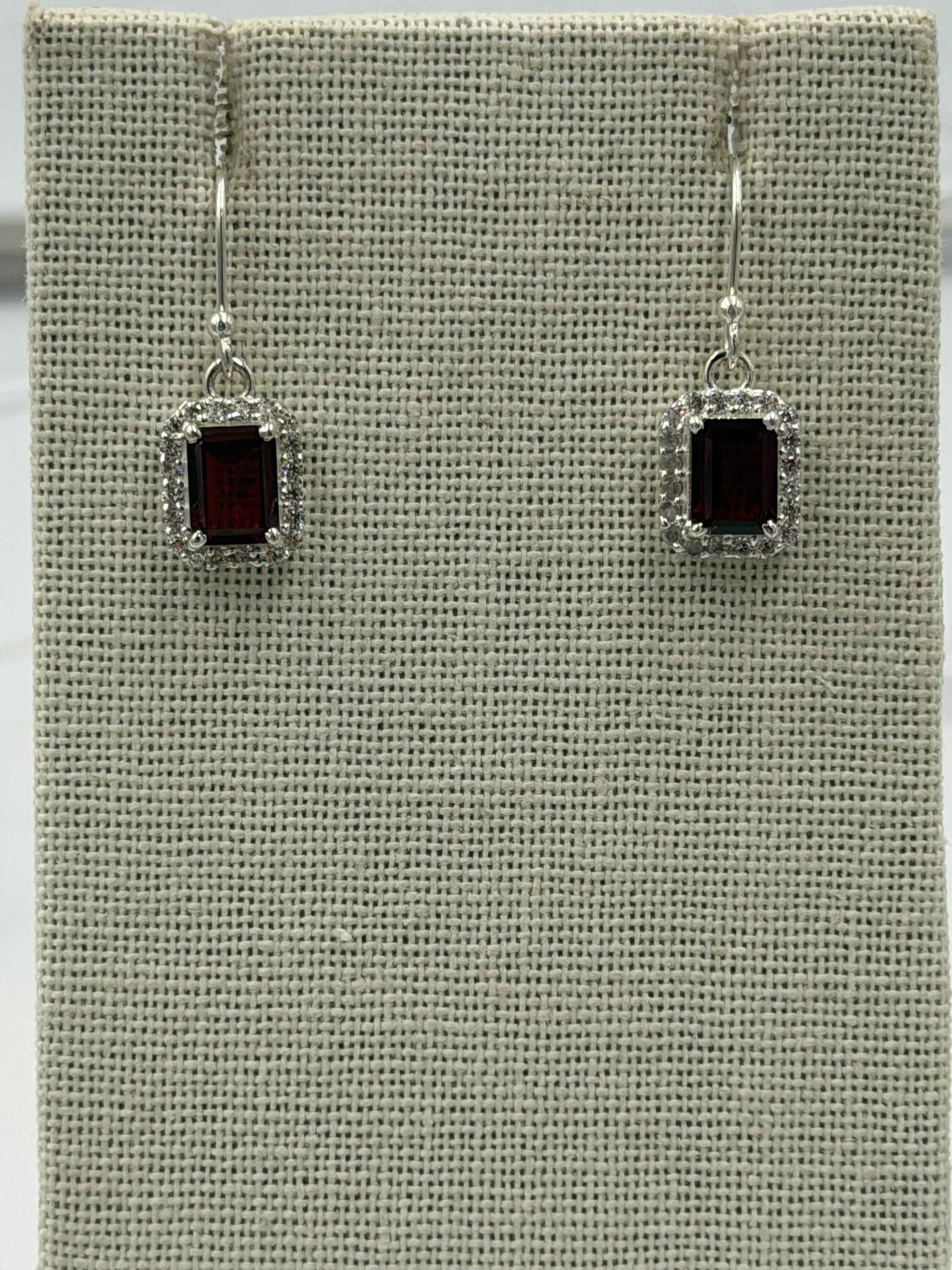 Sterling Silver Sparkled Rectangular  Garnet Dangle Earrings