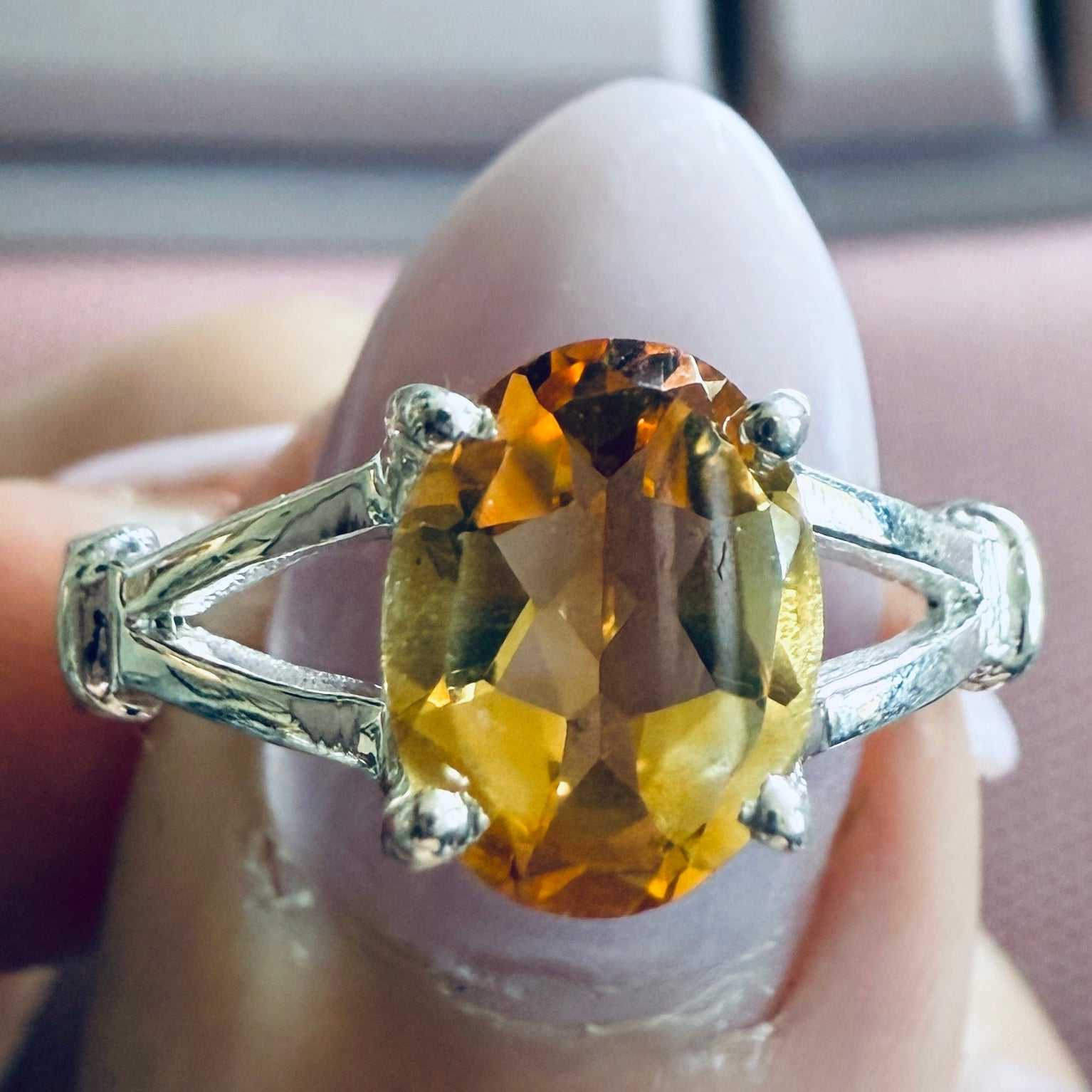 Citrine Oval Split-Shank Ring – Sterling Silver – Size 8