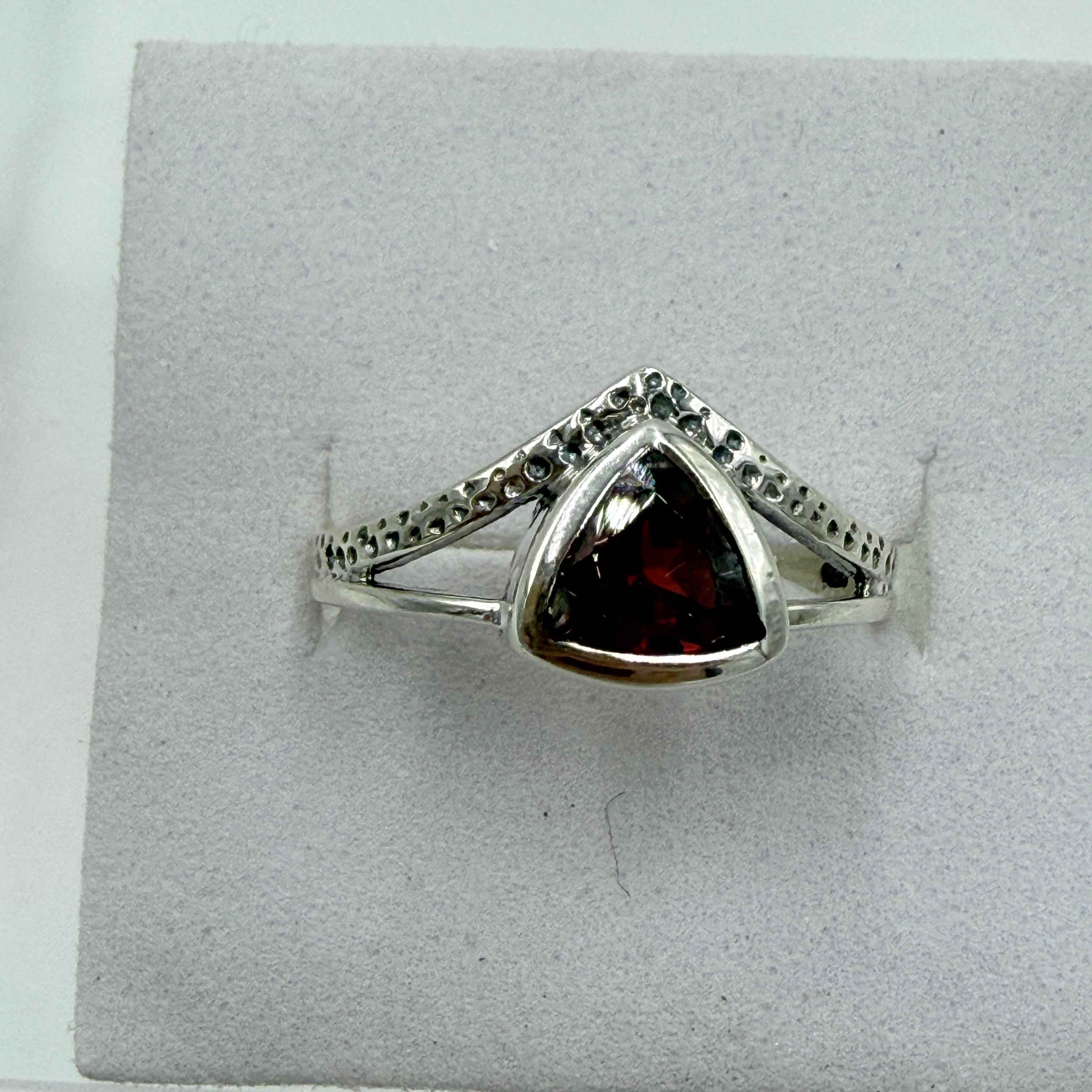 Sterling Silver Trillion Garnet Open-Frame Ring – Size 7 – Passion, Strength & Grounding