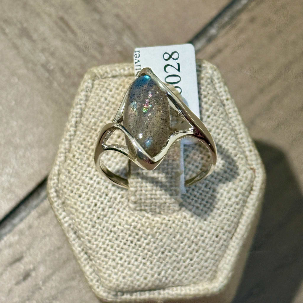 Labradorite Marquise Wave-Frame Ring – Sterling Silver – Sizes 5 & 10
