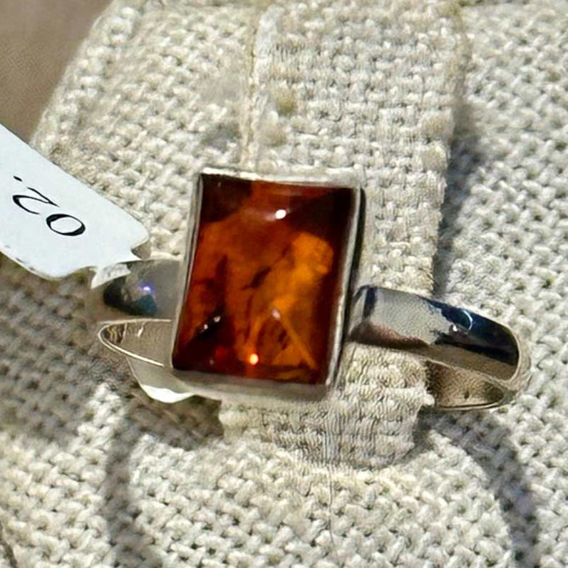 Natural Amber Rectangle-Cut Minimalist Ring – Sterling Silver – Sizes 6, 7, 8, 9