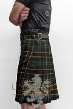 Traditional Kilt – Standard 4–5 Yard Wool, Irish Black