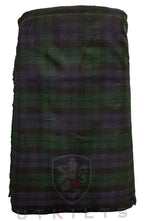 Traditional Kilt – Standard 4–5 Yard Wool, Black Watch