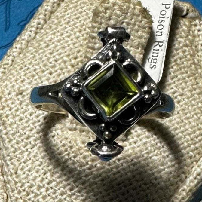 Gemstone Poison Ring 04.2036