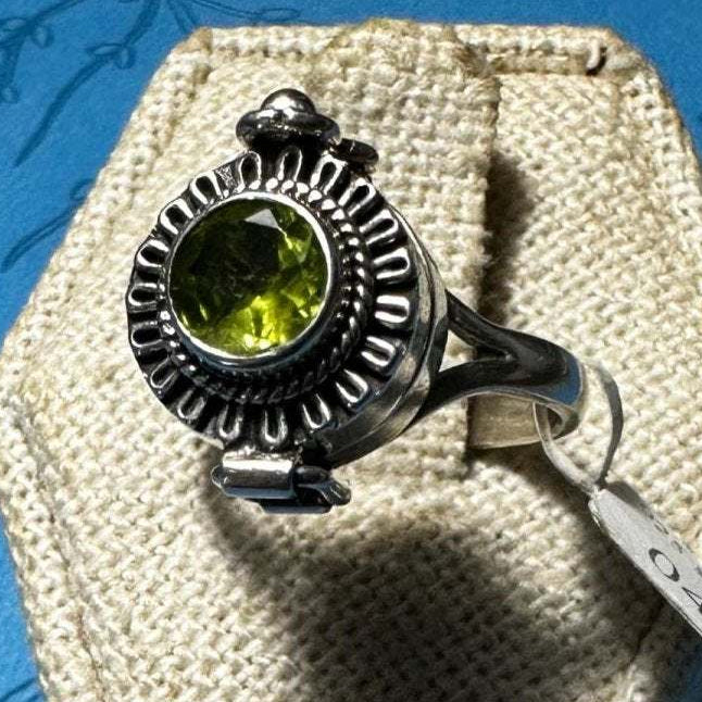 Gemstone Poison Ring 04.2036