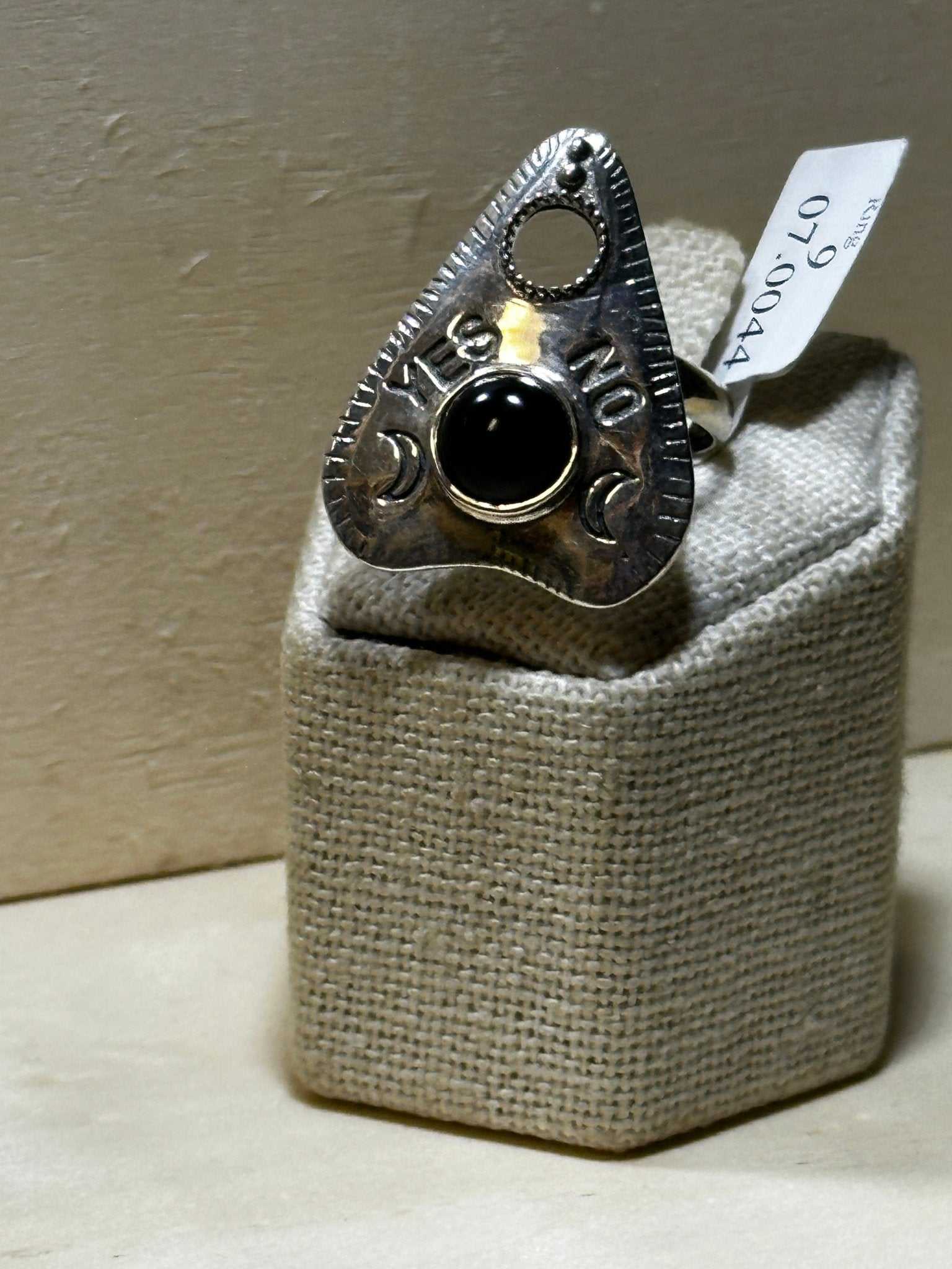 Ouija Black Onyx Ring Size 9 (07.0044)