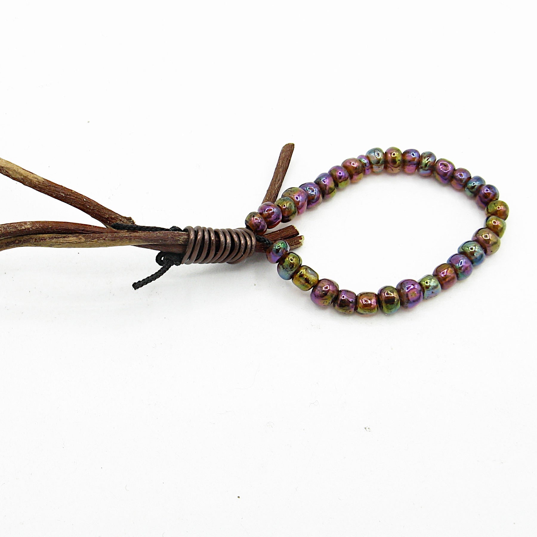 Witch's Bell: 3 Bells on Vines with Glass Beads